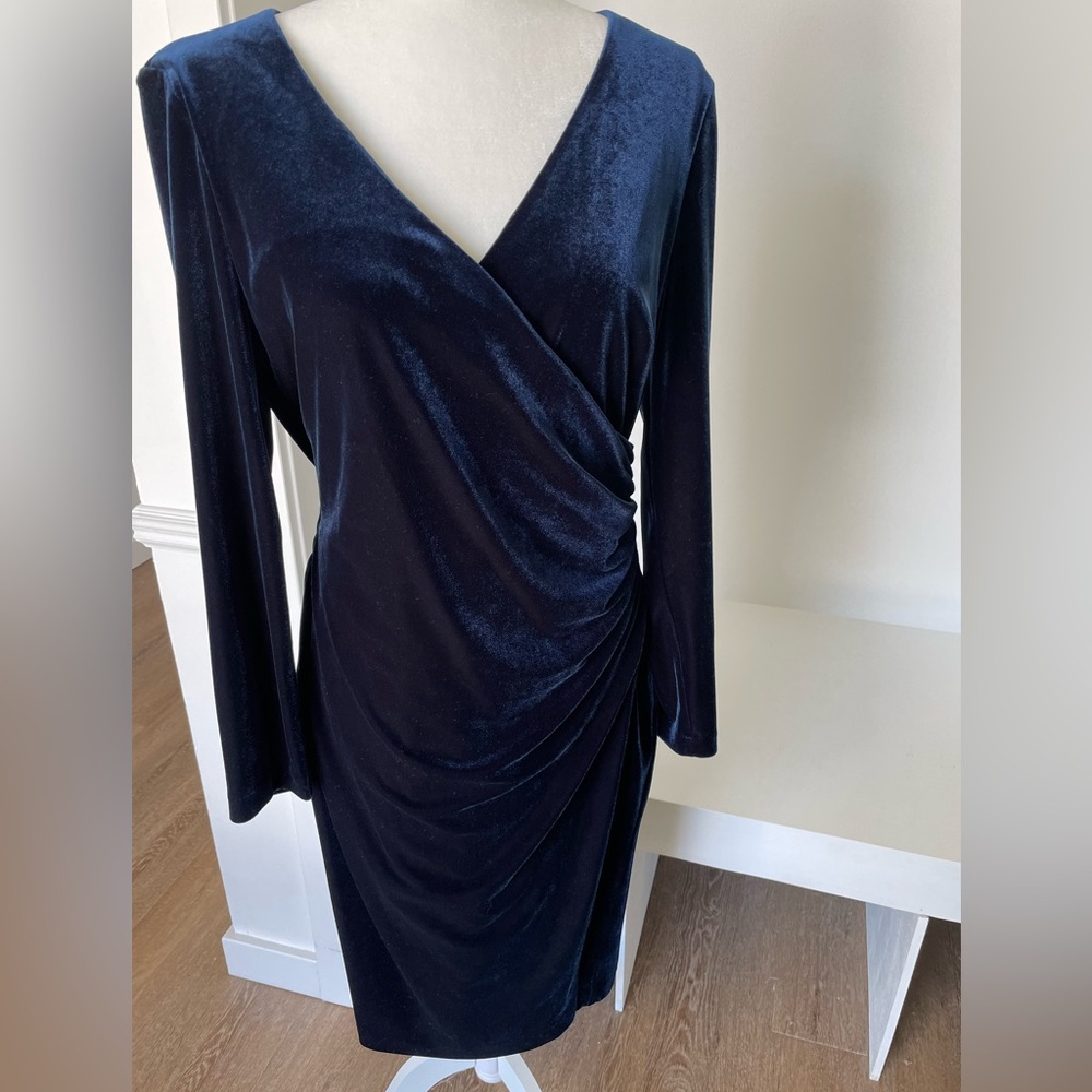 Lauren Ralph Lauren Midnight Blue Long Sleeve V-neck Velvet Dress Size 12